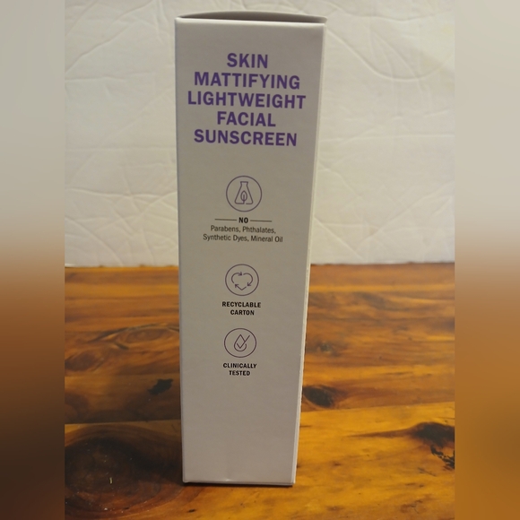 OLAY Prime + Protect Facial Sunscreen SPF 35 NEW Bundle 2 - Picture 2 of 5